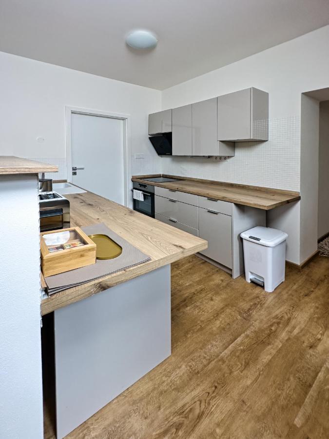 Gallery Apartments Либерец Екстериор снимка