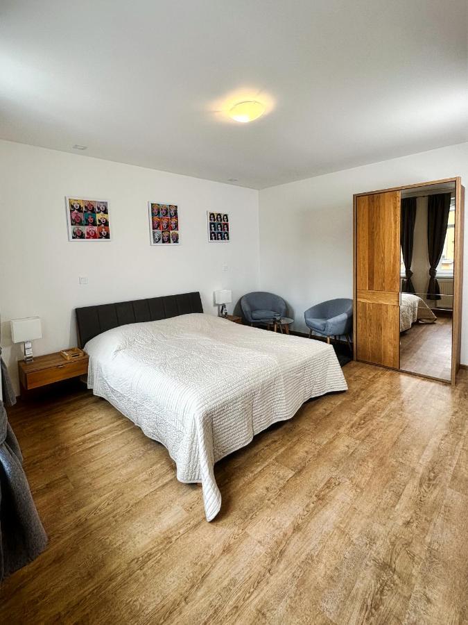 Gallery Apartments Либерец Екстериор снимка