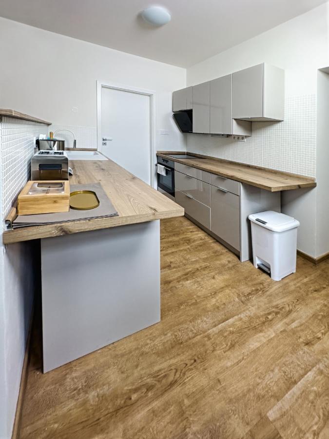 Gallery Apartments Либерец Екстериор снимка